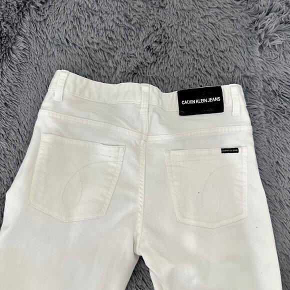 Calvin Klein Jeans Boys White Denim Jeans - Picture 6 of 12
